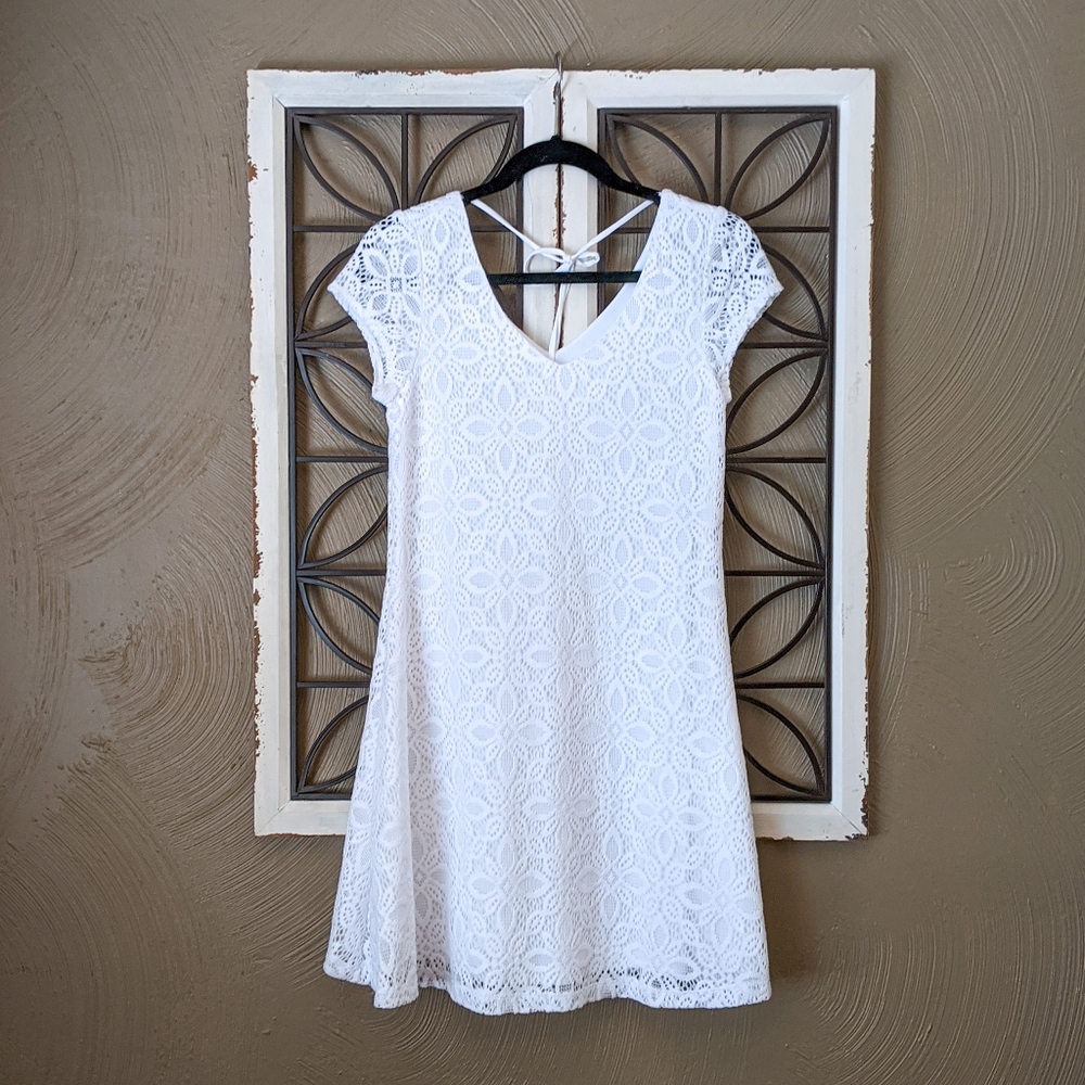 Kaari Blue White Floral Lace Dress
